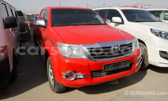Sayi Imported Toyota Hilux Red Mota in Import - Dubai a Maseru Sayi Imported Toyota Hilux Red Mota in Import - Dubai a Maseru