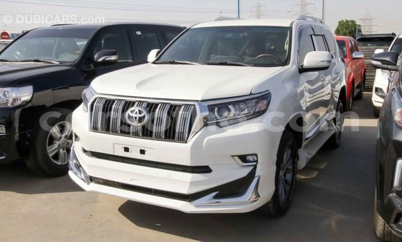Sayi Imported Toyota Prado White Mota in Import - Dubai a Maseru Sayi Imported Toyota Prado White Mota in Import - Dubai a Maseru