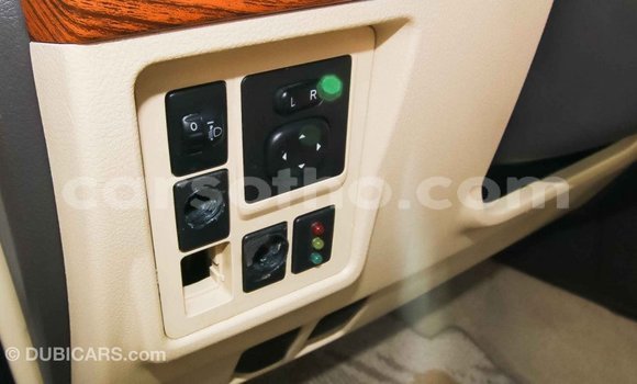 Sayi Imported Toyota Prado White Mota in Import - Dubai a Maseru Sayi Imported Toyota Prado White Mota in Import - Dubai a Maseru