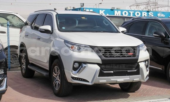Buy Import Toyota Fortuner White Car in Import - Dubai in Maseru Buy Import Toyota Fortuner White Car in Import - Dubai in Maseru