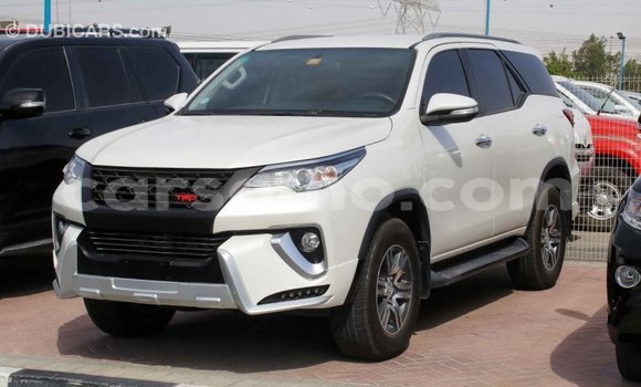 Buy Import Toyota Fortuner White Car in Import - Dubai in Maseru Buy Import Toyota Fortuner White Car in Import - Dubai in Maseru