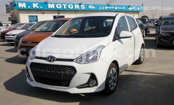 Sayi Imported Hyundai i10 White Mota in Import - Dubai a Maseru Sayi Imported Hyundai i10 White Mota in Import - Dubai a Maseru