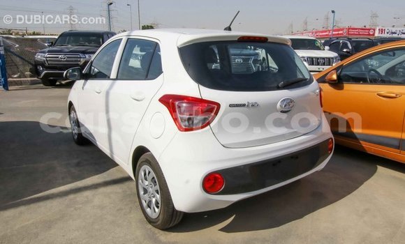 Sayi Imported Hyundai i10 White Mota in Import - Dubai a Maseru Sayi Imported Hyundai i10 White Mota in Import - Dubai a Maseru