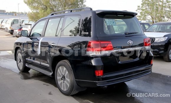Buy Import Toyota Land Cruiser Black Car in Import - Dubai in Maseru Buy Import Toyota Land Cruiser Black Car in Import - Dubai in Maseru