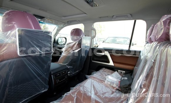 Buy Import Toyota Land Cruiser Black Car in Import - Dubai in Maseru Buy Import Toyota Land Cruiser Black Car in Import - Dubai in Maseru