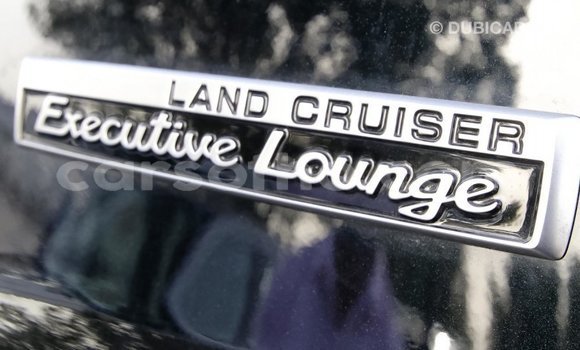 Buy Import Toyota Land Cruiser Black Car in Import - Dubai in Maseru Buy Import Toyota Land Cruiser Black Car in Import - Dubai in Maseru