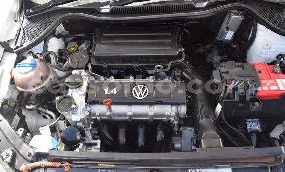 اشتري مستعمل Volkswagen Polo White سيارة في Butha Buthe في Butha-Buthe اشتري مستعمل Volkswagen Polo White سيارة في Butha Buthe في Butha-Buthe