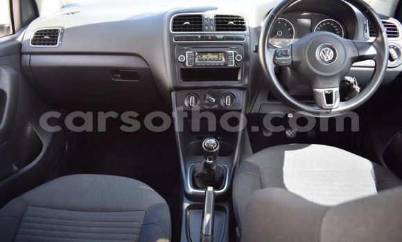اشتري مستعمل Volkswagen Polo White سيارة في Butha Buthe في Butha-Buthe اشتري مستعمل Volkswagen Polo White سيارة في Butha Buthe في Butha-Buthe