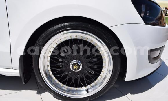 اشتري مستعمل Volkswagen Polo White سيارة في Butha Buthe في Butha-Buthe اشتري مستعمل Volkswagen Polo White سيارة في Butha Buthe في Butha-Buthe