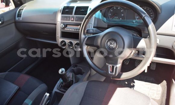 اشتري مستعمل Volkswagen Polo Red سيارة في Butha Buthe في Butha-Buthe اشتري مستعمل Volkswagen Polo Red سيارة في Butha Buthe في Butha-Buthe