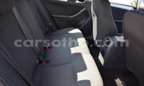 اشتري مستعمل Volkswagen Jetta Silver سيارة في Butha Buthe في Butha-Buthe اشتري مستعمل Volkswagen Jetta Silver سيارة في Butha Buthe في Butha-Buthe