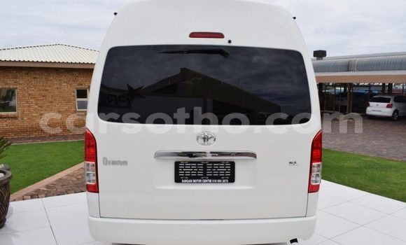 اشتري مستعمل Toyota iQ White سيارة في Butha Buthe في Butha-Buthe اشتري مستعمل Toyota iQ White سيارة في Butha Buthe في Butha-Buthe