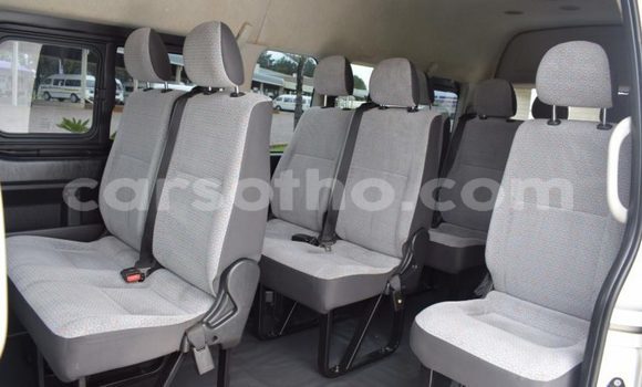 اشتري مستعمل Toyota iQ White سيارة في Butha Buthe في Butha-Buthe اشتري مستعمل Toyota iQ White سيارة في Butha Buthe في Butha-Buthe