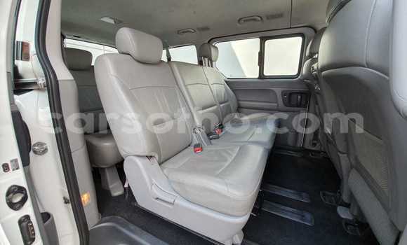 اشتري مستعمل Hyundai H1 White سيارة في Maseru في Maseru اشتري مستعمل Hyundai H1 White سيارة في Maseru في Maseru