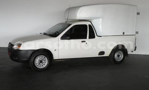 اشتري مستعمل Ford Bronco White سيارة في Maseru في Maseru اشتري مستعمل Ford Bronco White سيارة في Maseru في Maseru