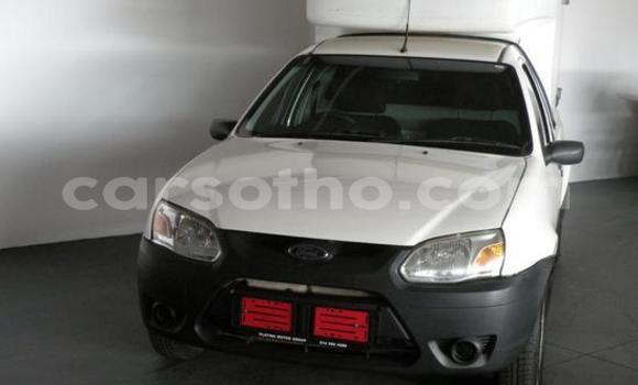 اشتري مستعمل Ford Bronco White سيارة في Maseru في Maseru اشتري مستعمل Ford Bronco White سيارة في Maseru في Maseru