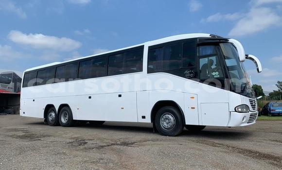 Sayi Na hannu Man Silent White Babbar mota in Maseru a Maseru Sayi Na hannu Man Silent White Babbar mota in Maseru a Maseru