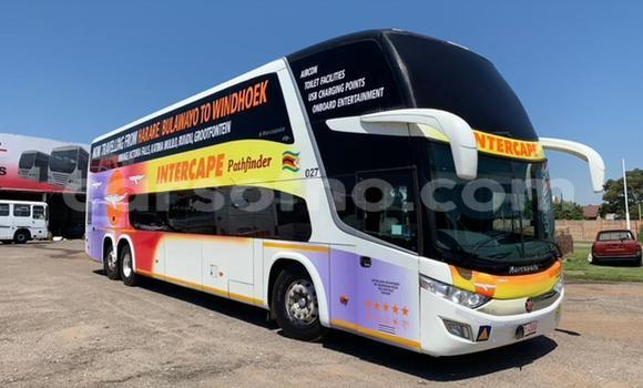 Sayi Na hannu Volvo F4 White Babbar mota in Maseru a Maseru Sayi Na hannu Volvo F4 White Babbar mota in Maseru a Maseru