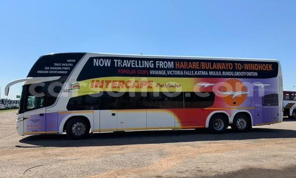 Sayi Na hannu Volvo F4 White Babbar mota in Maseru a Maseru Sayi Na hannu Volvo F4 White Babbar mota in Maseru a Maseru