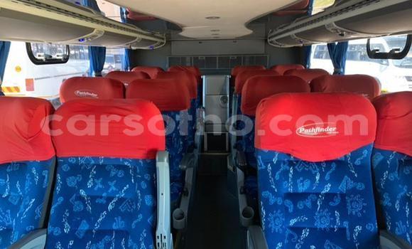 Sayi Na hannu Volvo F4 White Babbar mota in Maseru a Maseru Sayi Na hannu Volvo F4 White Babbar mota in Maseru a Maseru