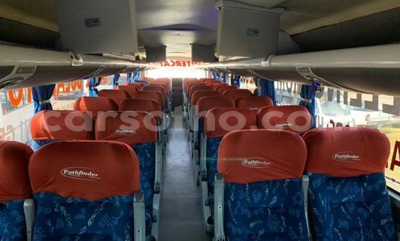 Sayi Na hannu Volvo F4 White Babbar mota in Maseru a Maseru Sayi Na hannu Volvo F4 White Babbar mota in Maseru a Maseru