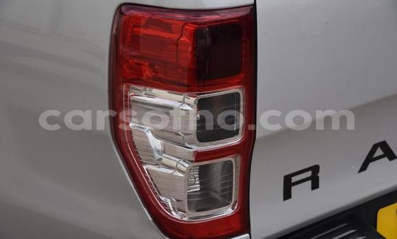 Sayi Na hannu Ford Pickup Silver Mota in Import - Dubai a Maseru Sayi Na hannu Ford Pickup Silver Mota in Import - Dubai a Maseru