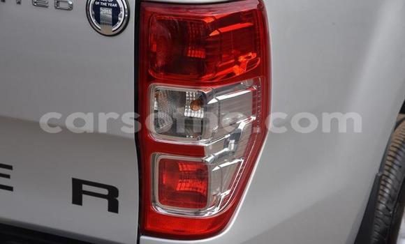 Sayi Na hannu Ford Pickup Silver Mota in Import - Dubai a Maseru Sayi Na hannu Ford Pickup Silver Mota in Import - Dubai a Maseru