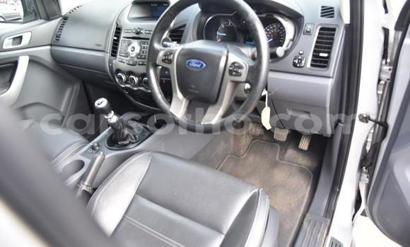 Sayi Na hannu Ford Pickup Silver Mota in Import - Dubai a Maseru Sayi Na hannu Ford Pickup Silver Mota in Import - Dubai a Maseru