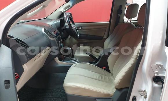 اشتري مستعمل Chevrolet TrailBlazer White سيارة في Butha Buthe في Butha-Buthe اشتري مستعمل Chevrolet TrailBlazer White سيارة في Butha Buthe في Butha-Buthe