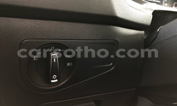 اشتري مستعمل Volkswagen Touareg White سيارة في Butha Buthe في Butha-Buthe اشتري مستعمل Volkswagen Touareg White سيارة في Butha Buthe في Butha-Buthe
