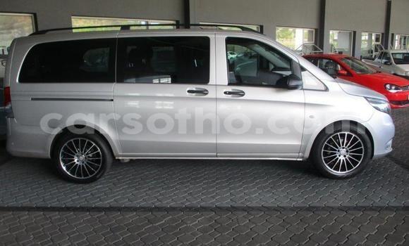Acheter Occasion Voiture Mercedes-Benz Vito Gris à Maputsoa, Leribe Acheter Occasion Voiture Mercedes-Benz Vito Gris à Maputsoa, Leribe