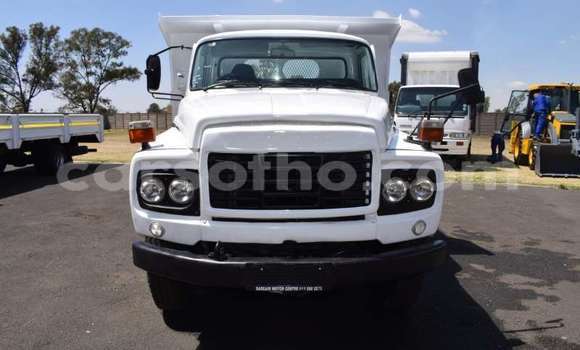 Acheter Occasion Utilitaire Toyota DA Blanc à Butha Buthe, Butha-Buthe Acheter Occasion Utilitaire Toyota DA Blanc à Butha Buthe, Butha-Buthe