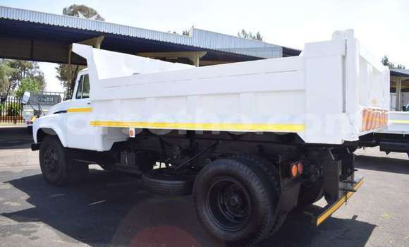 Acheter Occasion Utilitaire Toyota DA Blanc à Butha Buthe, Butha-Buthe Acheter Occasion Utilitaire Toyota DA Blanc à Butha Buthe, Butha-Buthe