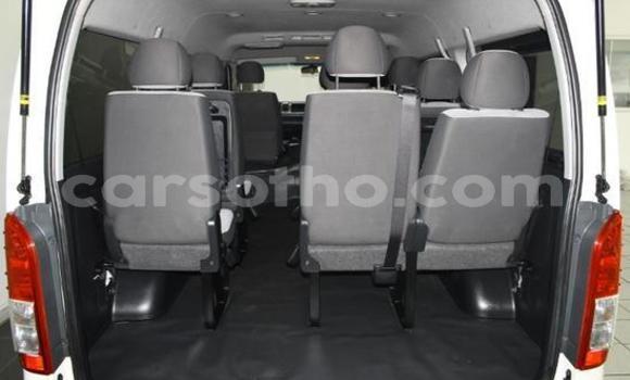 اشتري مستعمل Toyota Hiace White سيارة في Maseru في Maseru اشتري مستعمل Toyota Hiace White سيارة في Maseru في Maseru