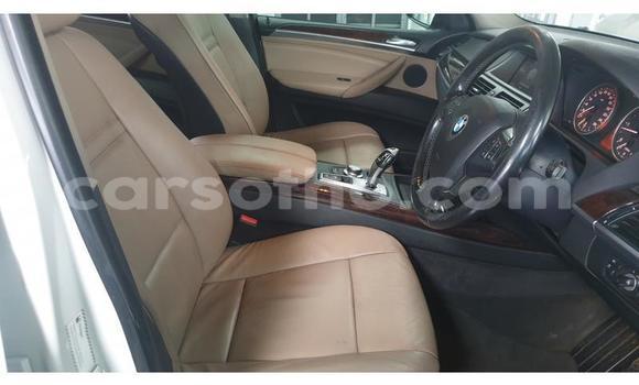 Acheter Occasion Voiture BMW X5 Blanc à Maputsoa, Leribe Acheter Occasion Voiture BMW X5 Blanc à Maputsoa, Leribe