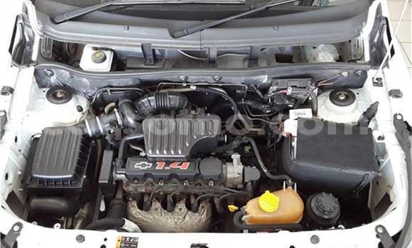 Acheter Occasion Voiture Chevrolet Corsa Blanc à Maseru, Maseru Acheter Occasion Voiture Chevrolet Corsa Blanc à Maseru, Maseru