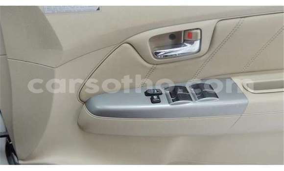 Acheter Occasion Voiture Toyota Fortuner Blanc à Maseru, Maseru Acheter Occasion Voiture Toyota Fortuner Blanc à Maseru, Maseru