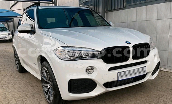Acheter Occasion Voiture BMW X5 Blanc à Maseru, Maseru Acheter Occasion Voiture BMW X5 Blanc à Maseru, Maseru
