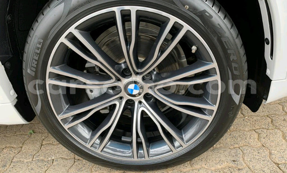 Acheter Occasion Voiture BMW X5 Blanc à Maseru, Maseru Acheter Occasion Voiture BMW X5 Blanc à Maseru, Maseru