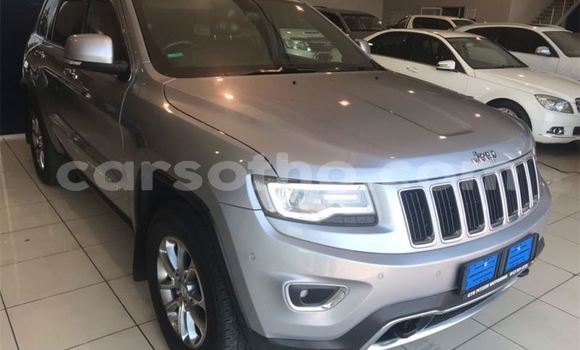Sayi Na hannu Jeep Grand Cherokee Silver Mota in Maseru a Maseru