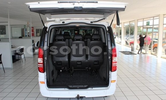 Sayi Na hannu Mercedes-Benz Viano White Mota in Maseru a Maseru Sayi Na hannu Mercedes-Benz Viano White Mota in Maseru a Maseru