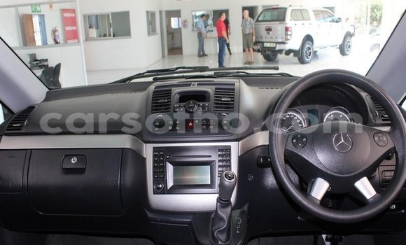 Sayi Na hannu Mercedes-Benz Viano White Mota in Maseru a Maseru Sayi Na hannu Mercedes-Benz Viano White Mota in Maseru a Maseru