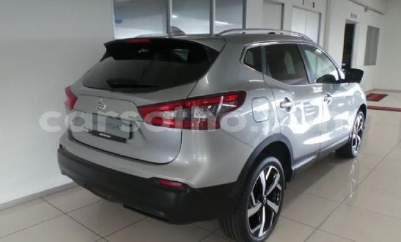 Sayi Na hannu Nissan Qashqai Silver Mota in Maseru a Maseru Sayi Na hannu Nissan Qashqai Silver Mota in Maseru a Maseru