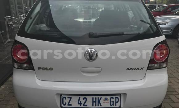 Sayi Na hannu Volkswagen Polo White Mota in Maseru a Maseru Sayi Na hannu Volkswagen Polo White Mota in Maseru a Maseru