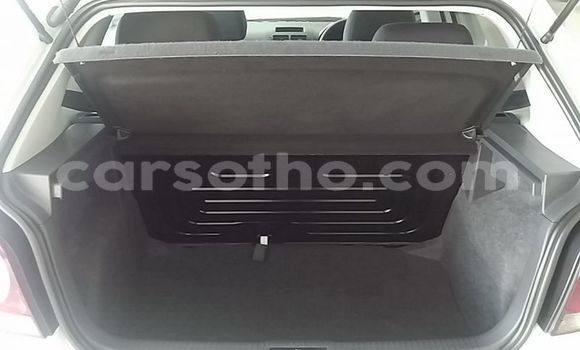 Sayi Na hannu Volkswagen Polo White Mota in Maseru a Maseru Sayi Na hannu Volkswagen Polo White Mota in Maseru a Maseru