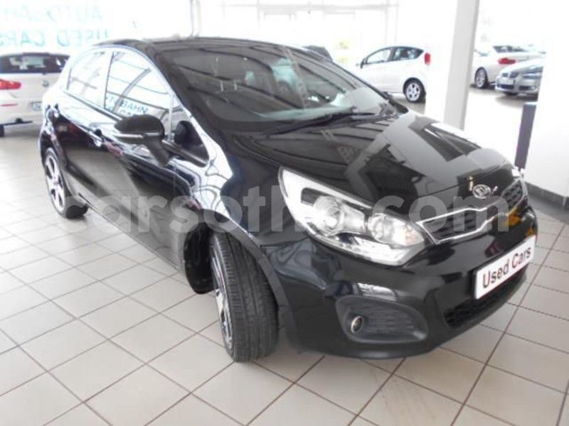 Big with watermark 2013 kia rio hatch 6