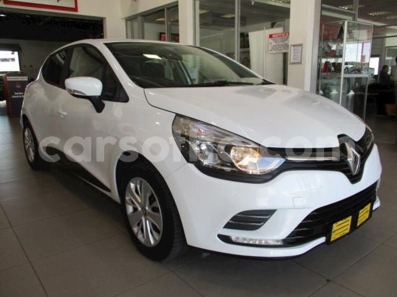 Big with watermark 2018 renault clio iv 900t authentique 5dr 66kw 1