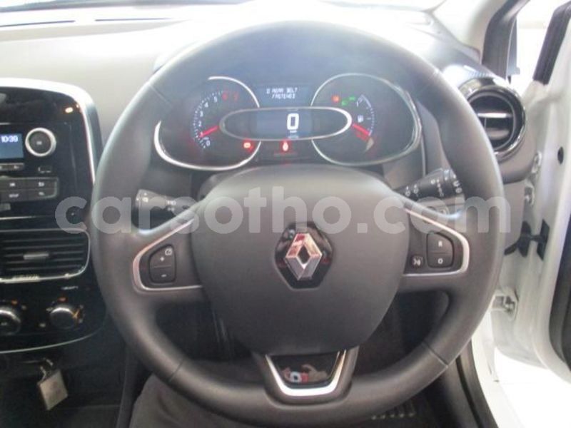 Big with watermark 2018 renault clio iv 900t authentique 5dr 66kw 8