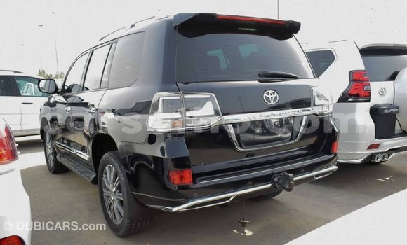 Acheter Import Voiture Toyota Land Cruiser Noir à Import - Dubai, Maseru Acheter Import Voiture Toyota Land Cruiser Noir à Import - Dubai, Maseru