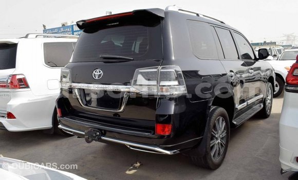 Acheter Import Voiture Toyota Land Cruiser Noir à Import - Dubai, Maseru Acheter Import Voiture Toyota Land Cruiser Noir à Import - Dubai, Maseru